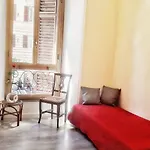 بيت ضيافة In The Center By Local Domus روما