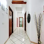 بيت ضيافة In The Center By Local Domus روما