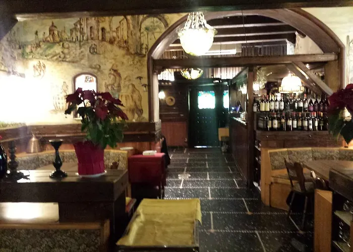 In The Center By Local Domus