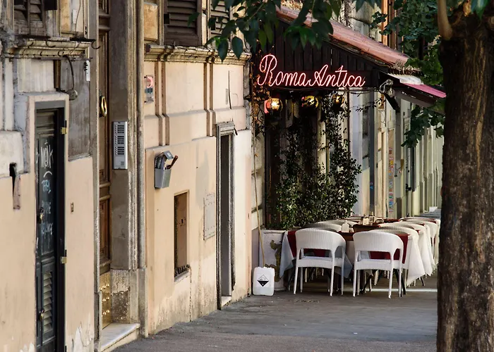 In The Center By Local Domus Penzion