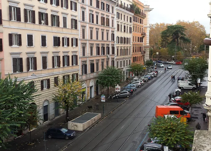 In The Center By Local Domus Penzion