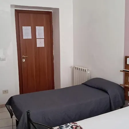 دار ضيافة إن ذا سنتر 3*