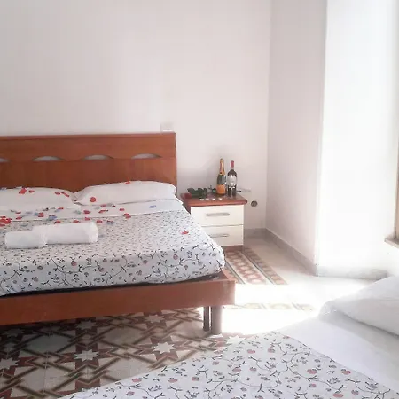 بيت ضيافة دار ضيافة إن ذا سنتر 3*